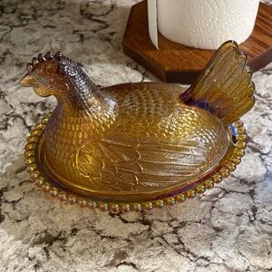 Indiana Glass Amber Hen Covered Dish